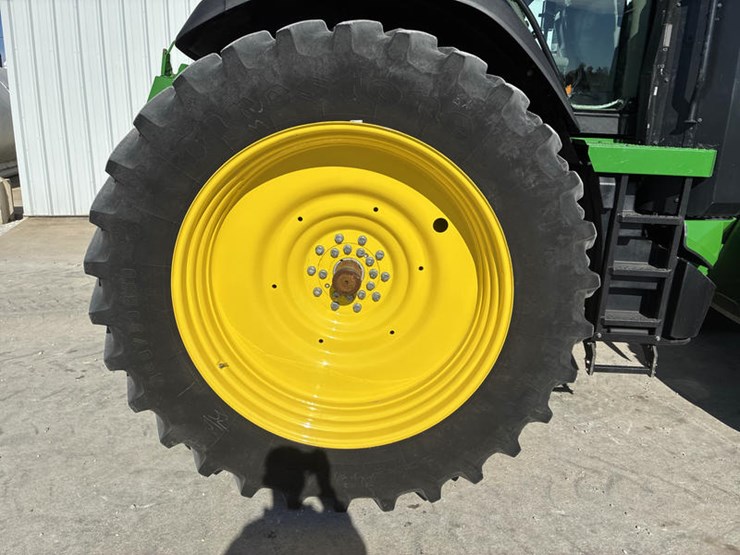 john-deere-8r-340-image-62