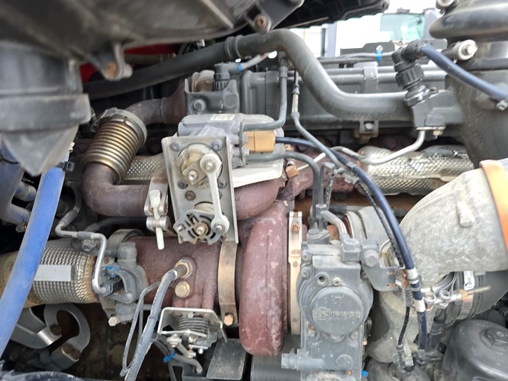 2017-peterbilt-579-image-62