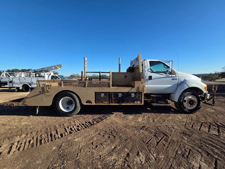 2008-ford-f650-image-4