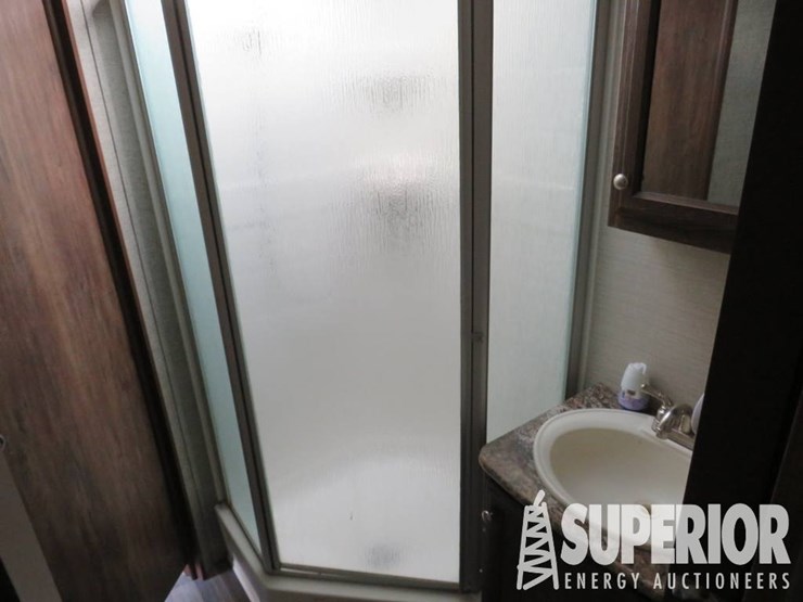 (x)-(5-80)-2016-keystone-cougar-x-lite-33res-33'l...-image-9