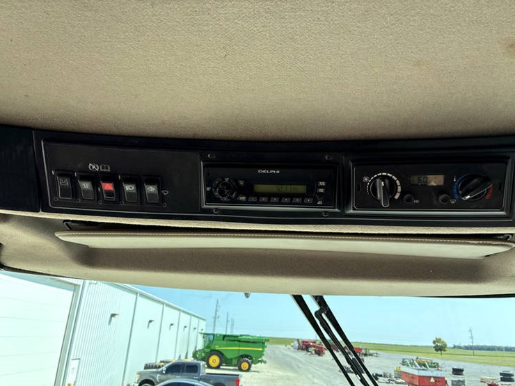 case-ih-5088-image-93