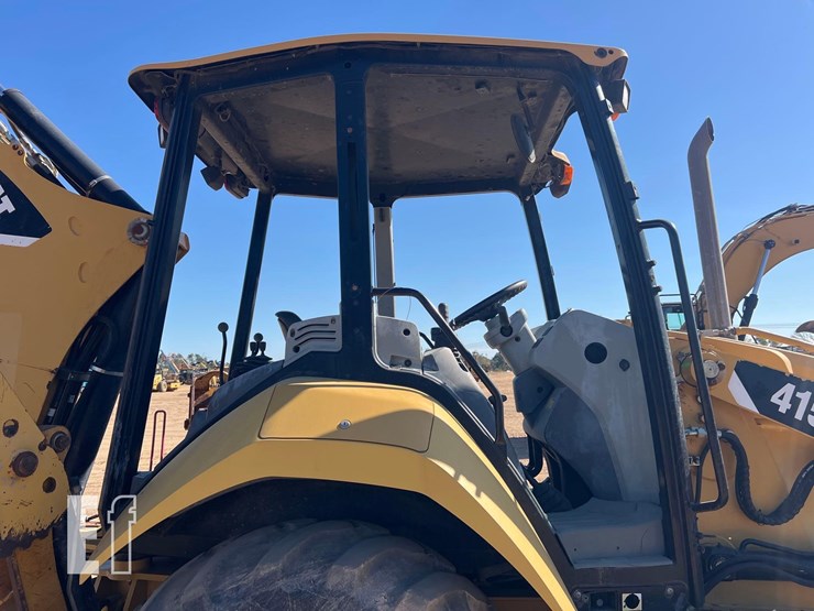 2016-caterpillar-415f2-image-24