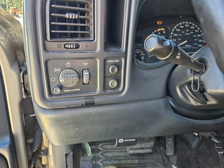 chevrolet-silverado-2500-image-43