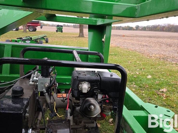 hitch-doc-hsc2000-seed-tender-image-19