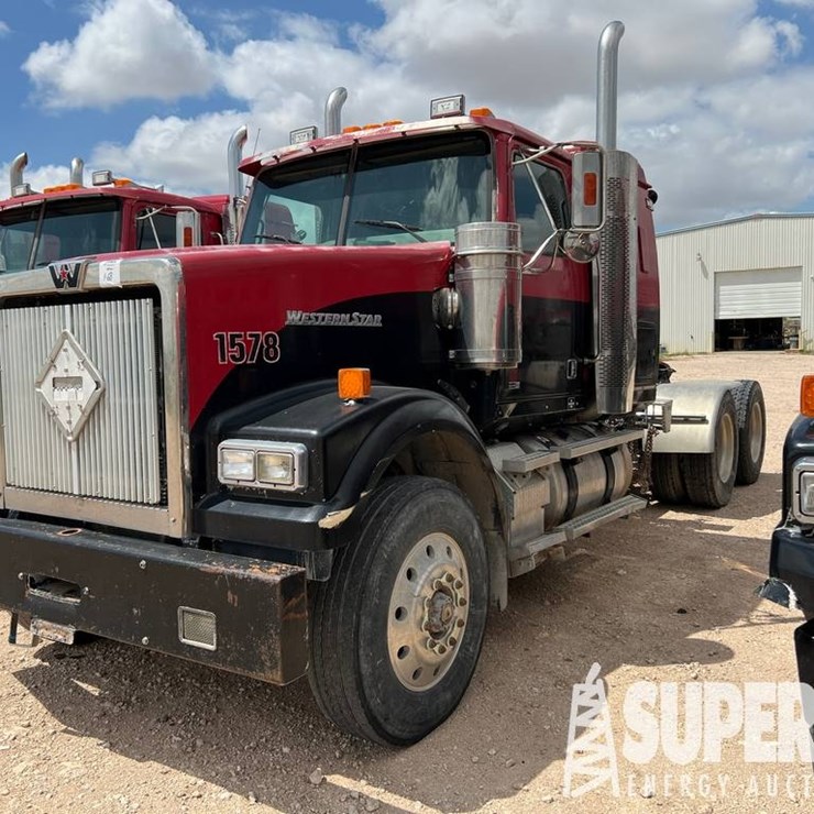 2012 WESTERN STAR 4900