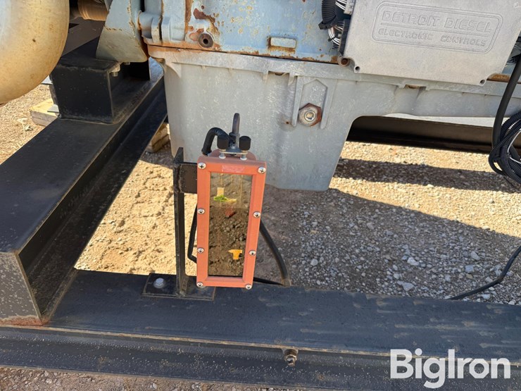 marathon-magnaplus-200kw-skid-mounted-diesel-generator-image-12