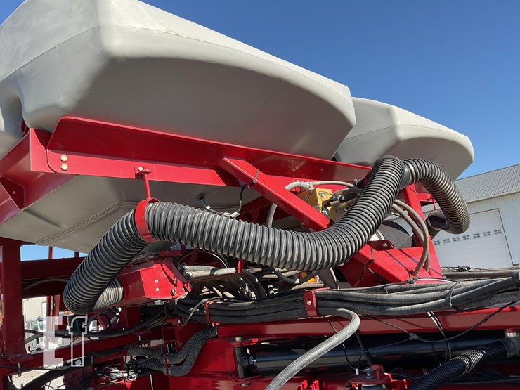 case-ih-1250-image-27