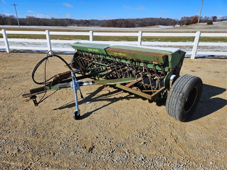 #3356-•-john-deere-van-brunt-grain-drill-image-1
