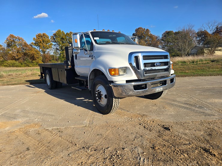 ford-f650-image-32