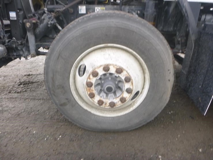 2012-kenworth-t800-image-22