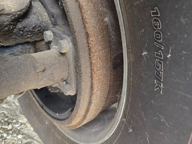 2003-peterbilt-320-image-84