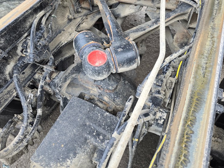 2020-peterbilt-567-image-120