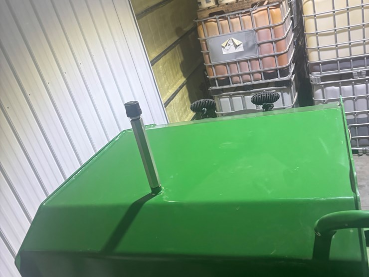 2016-john-deere-9470r-image-7