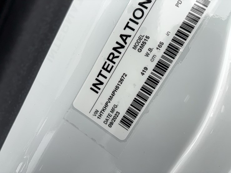 chevrolet-6500-image-14