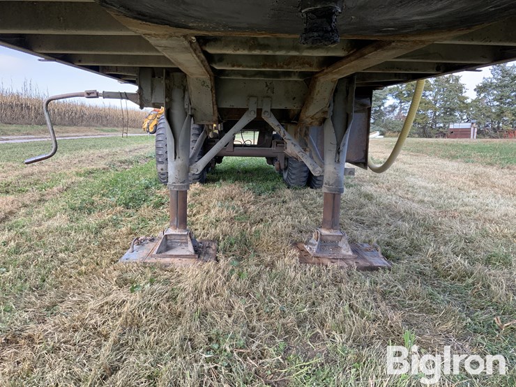 1962-southwest-truckbody-t/a-nurse-tank-trailer-image-16