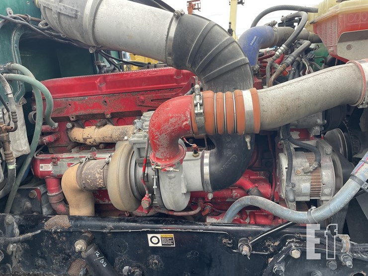 2009-peterbilt-386-image-41