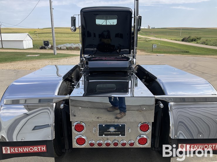 kenworth-w925-image-6