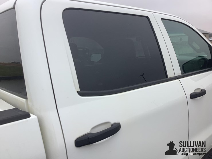 chevrolet-silverado-2500hd-image-16