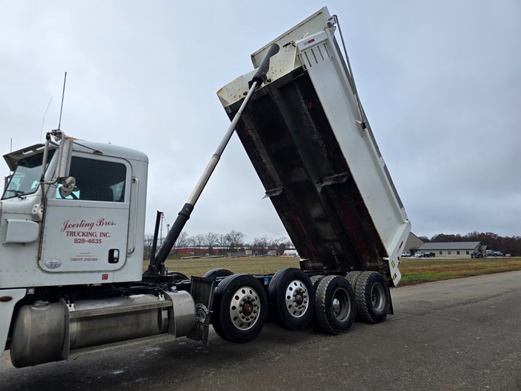 peterbilt-367-image-50