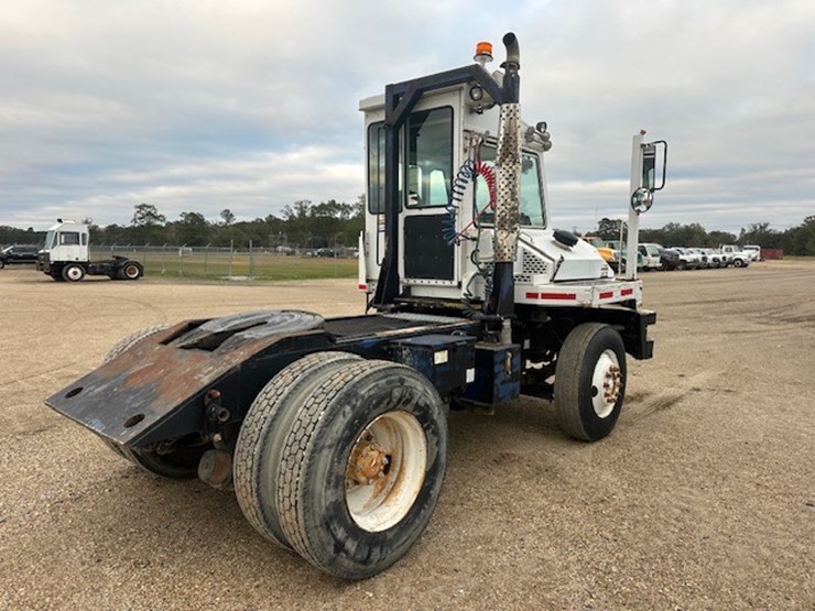 2004-capacity-tj7000-image-4