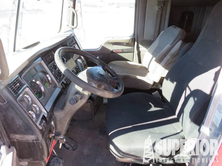 kenworth-t800-image-10