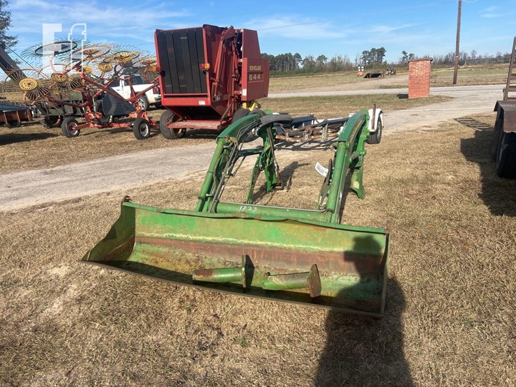 john-deere-400x-image-1