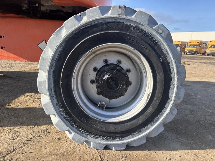 2015-jlg-450aj-image-22