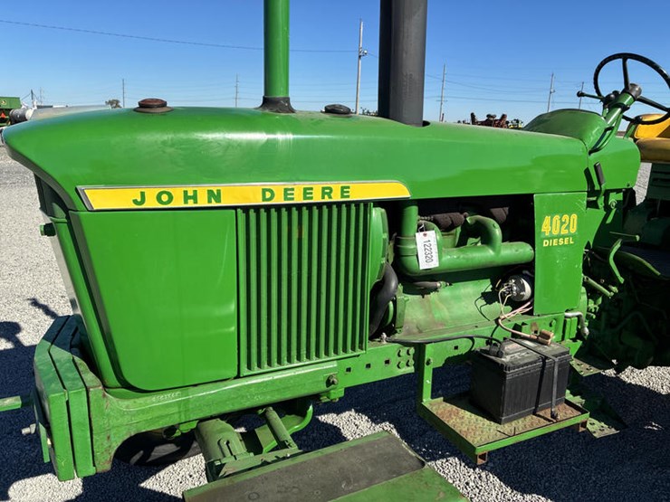 john-deere-4020-image-29