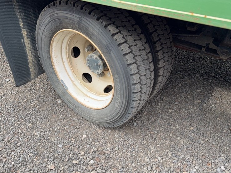 isuzu-npr-hd-image-7