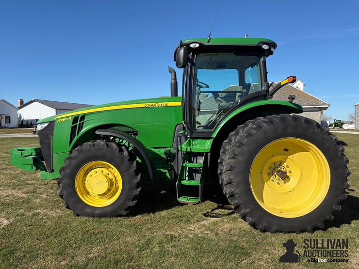john-deere-8260r-image-8