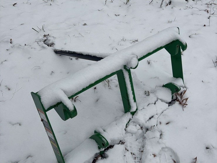 2023-john-deere-5120m-image-54