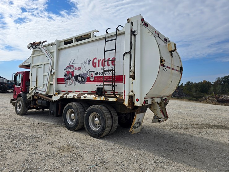 1996-mack-mr688s-image-17