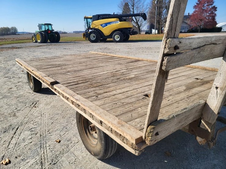 hay-wagon-w/running-gear-image-15