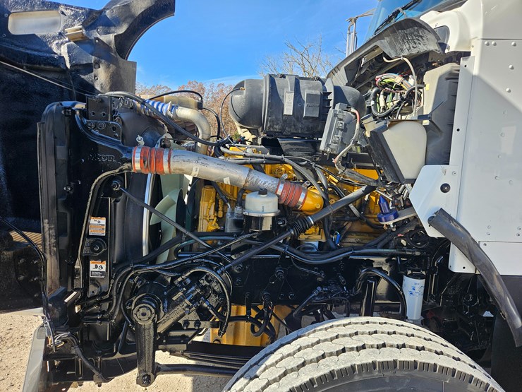 kenworth-t800-image-33