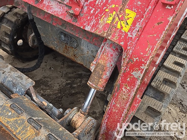 takeuchi-tl8r2-image-30