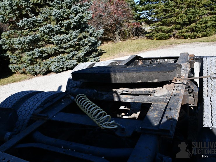 international-9100-image-19