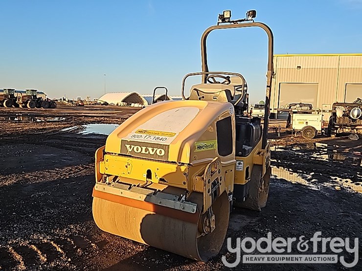 2017-volvo-dd25b-image-1