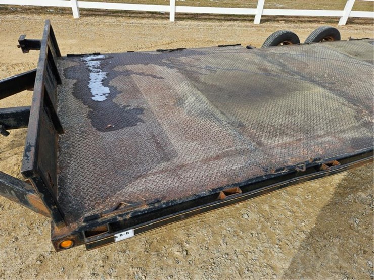 #3331-•-b-b-20'-tandem-axle-trailer-image-18