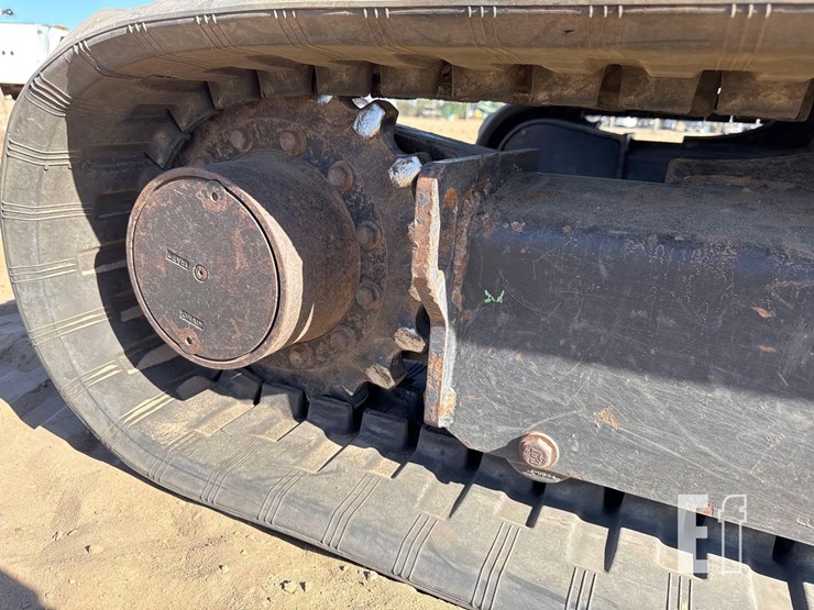 2019-caterpillar-305.5e2-cr-image-13