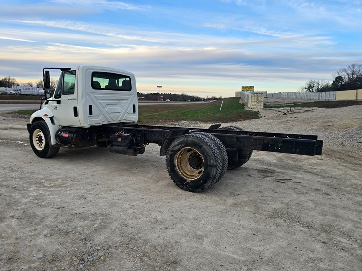 international-durastar-4300-image-7