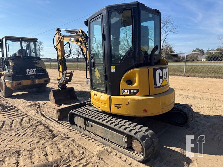 2017-caterpillar-304e2-cr-image-2