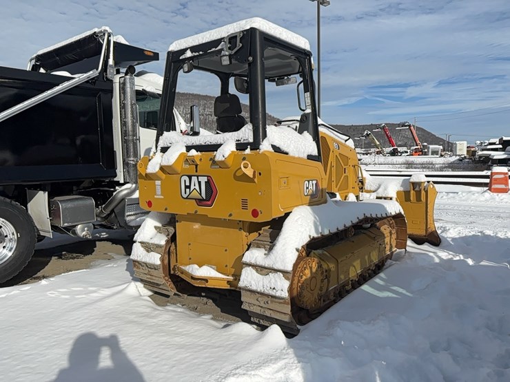 caterpillar-d3-image-8