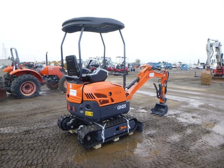 aboss-gh25-hydraulic-excavator-image-3