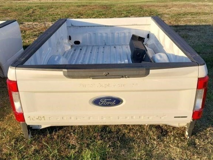 2018-ford-truck-bed-image-1