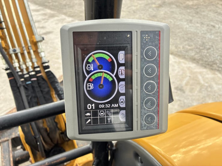 caterpillar-303.5e2-cr-image-69