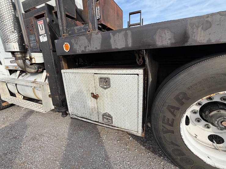 national-1100-image-13