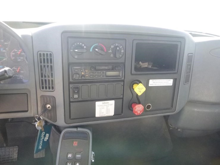 2005-international-durastar-4400-image-16