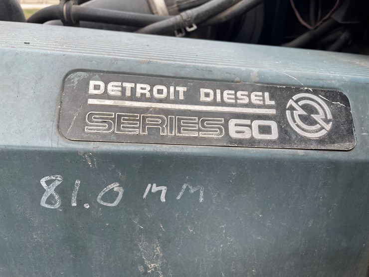 #1043-•-2009-freightliner-semi-(wi-title-in-delay)-image-64