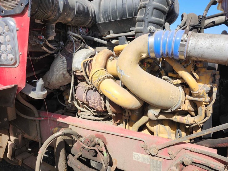 2011-kenworth-t800-image-28