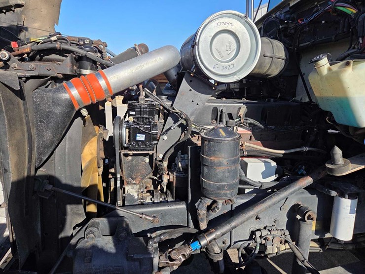 kenworth-t800-image-43